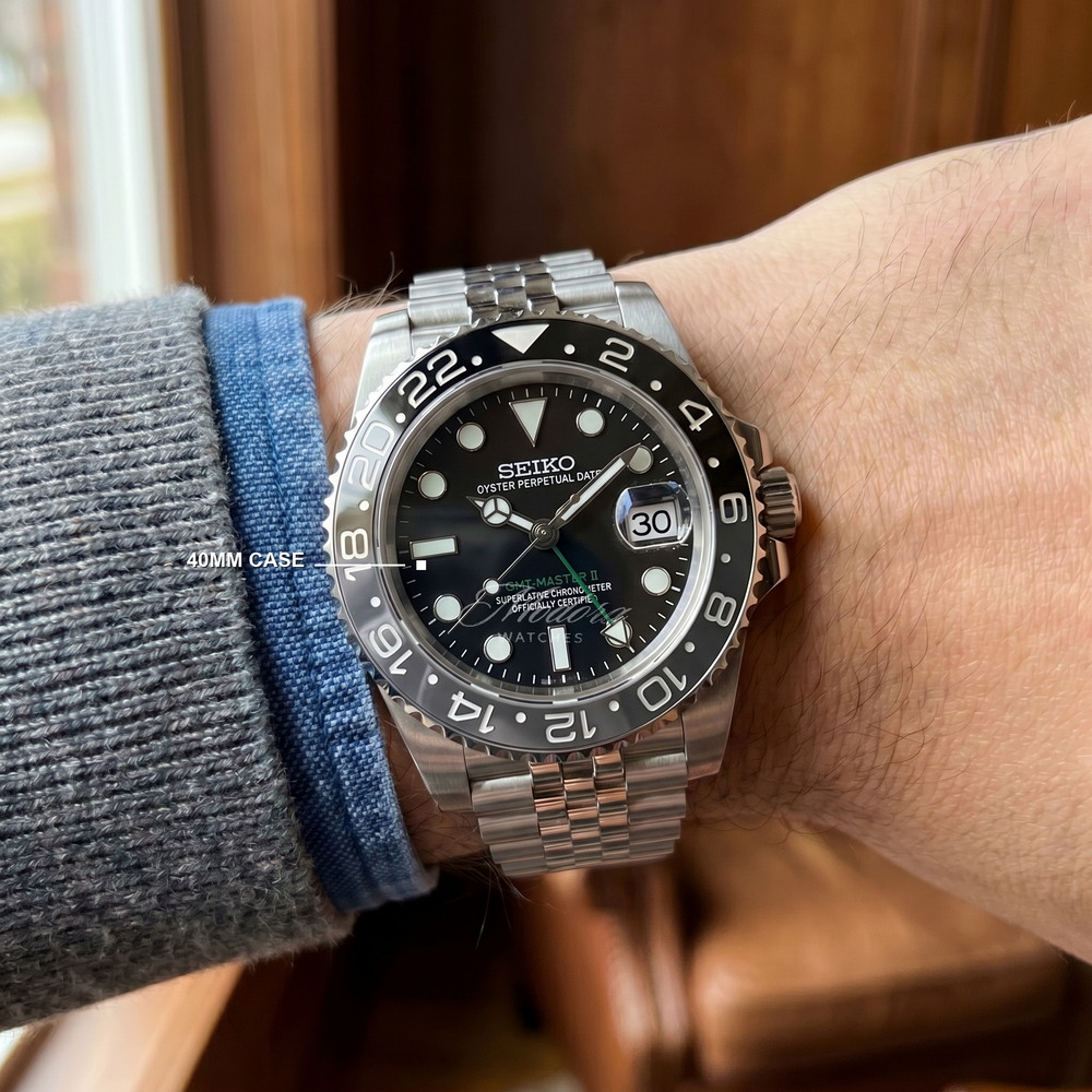 Gmteiko Bruce Wayne au poignet 40mm